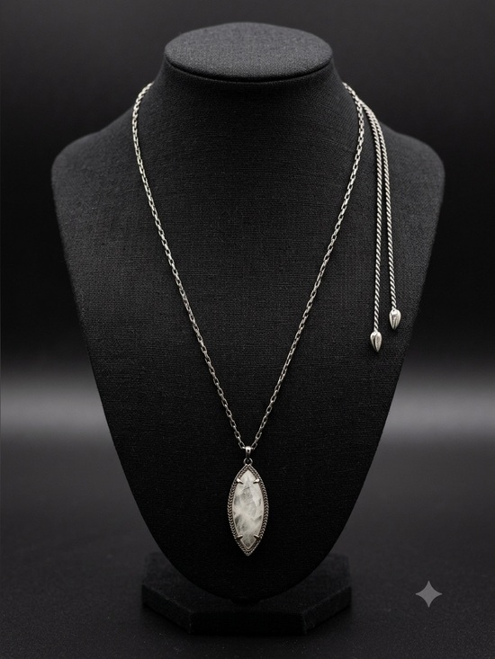 Kendra Scott Jewelry - Kendra Scott Milla Mother Of Pearl Silver Tone Necklace 1813